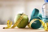 Gezonde leefstijl motief met fitness attributen