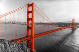 Iconische Golden Gate in Rood Zwart Wit