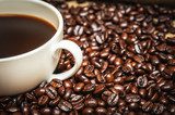 Warme close-up van koffiebeleving