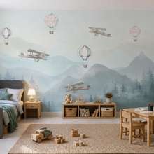 Contrast-van-delicate-ballonnen-en-berglandschap-fotobehang-voor-de-kinderkamer-fotobehang-demural