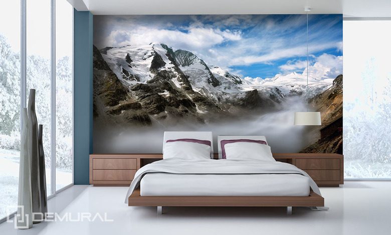 vallei in de wolken fotobehang voor de slaapkamer fotobehang demural